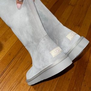 UGG classic tall II Boot grey new